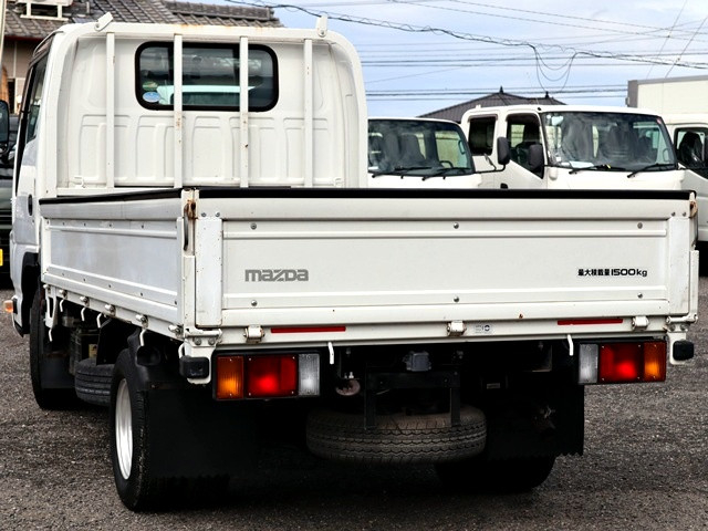 マツダ タイタン 小型 平ボディ TRG-LHR85A(110959) 2枚目