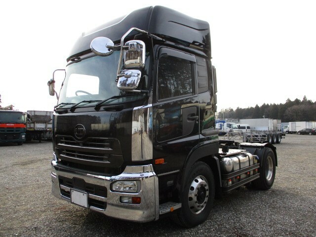UDトラックス（日産） クオン 大型 トラクタ QPG-GK5XAB(9275) 1枚目