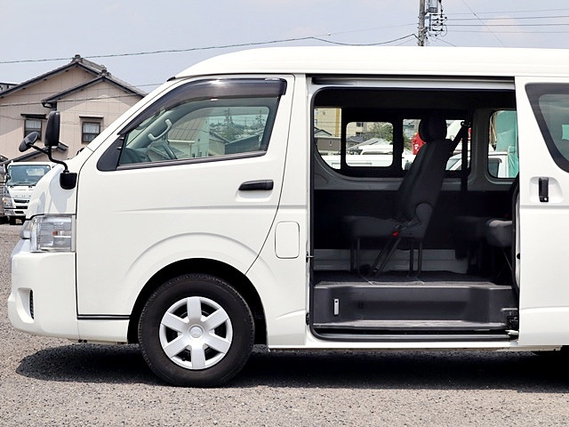 トヨタ ハイエース 小型 その他 CBA-TRH214W(109216) 10枚目