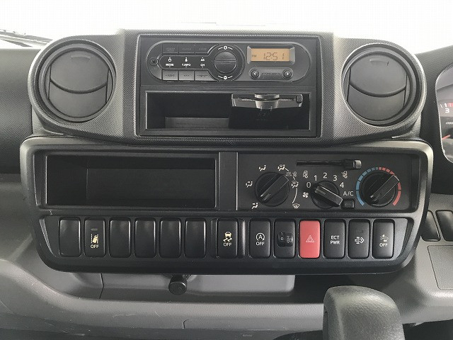 トヨタ トヨエース 小型 平ボディ TPG-XZC605(113667) 29枚目