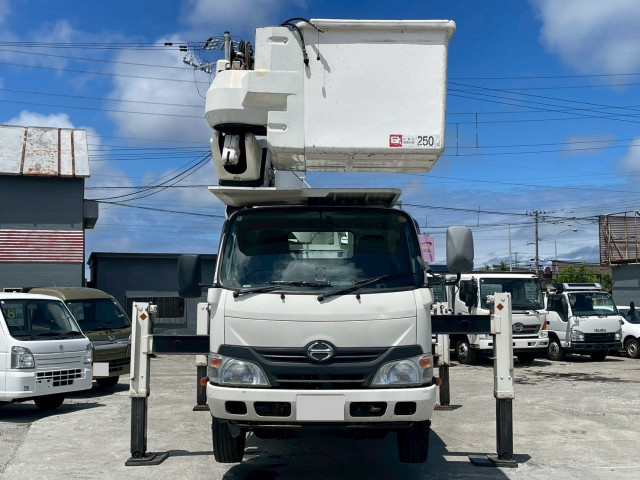 日野 デュトロ 中型 高所作業車 TKG-XZU640F(109931) 2枚目