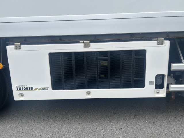 いすゞ ギガ 大型 冷蔵冷凍バン 2PG-CYJ77C(109421) 13枚目