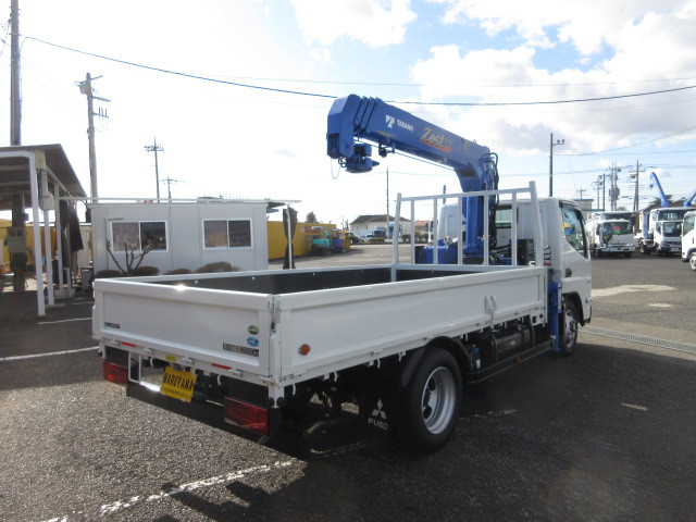 三菱ふそう キャンター 小型 平ボディ（クレーン付） 2RG-FEAV0(102380) 3枚目