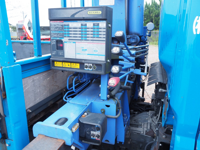 三菱ふそう キャンター 小型 平ボディ（クレーン付） TKG-FEA80(113809) 10枚目