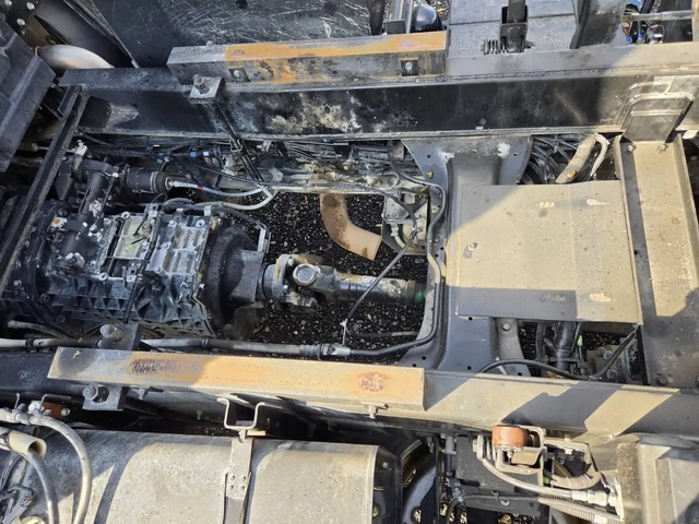 いすゞ ギガ 大型 土砂ダンプ 2PG-CXZ77CT(114009) 32枚目
