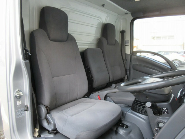 マツダ タイタン 小型 バン TKG-LLR85N(10182) 31枚目