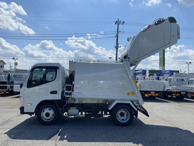 三菱ふそう キャンター 小型 塵芥車（プレス式） 2RG-FEAV0(112321) 4枚目