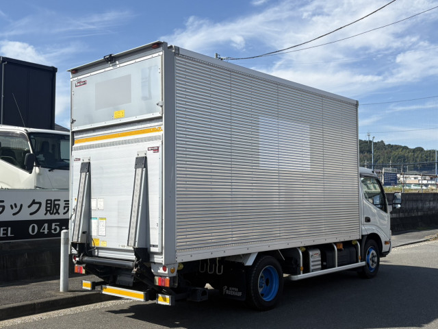 日野 デュトロ 小型 バン 2RG-XZU655M(113516) 3枚目