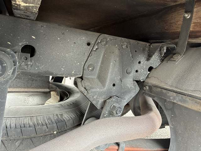 いすゞ エルフ 小型 平ボディ KR-NHR69(110125) 38枚目