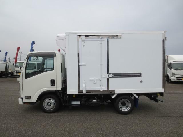 いすゞ エルフ 小型 冷蔵冷凍バン 2RG-NLR88AN(8588) 8枚目