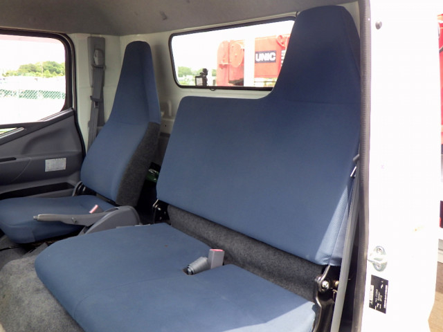 三菱ふそう キャンター 小型 平ボディ（クレーン付） TKG-FEB50(110003) 11枚目