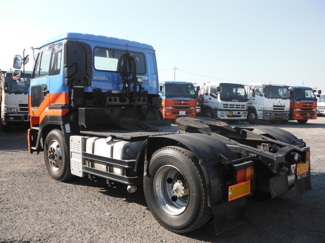 UDトラックス（日産） ビッグサム 大型 トラクタ KL-CK482BAT(1077) 3枚目