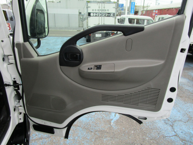 日産自動車 アトラス 小型 バン CBF-SQ2F24(109814) 38枚目