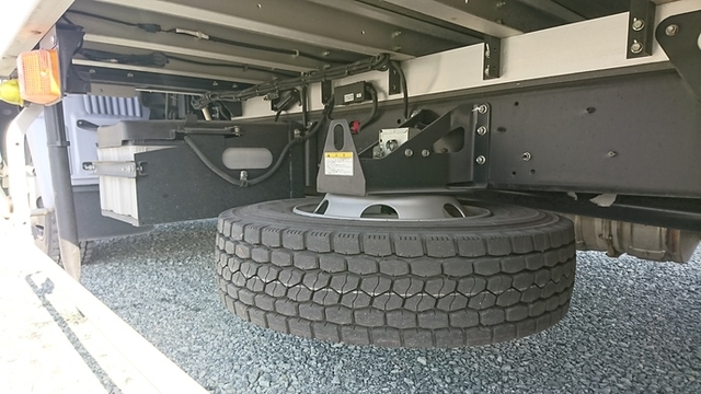 日野 レンジャー 中型 冷蔵冷凍バン TKG-FD7JLAG(2295) 18枚目