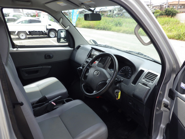 トヨタ ライトエース 小型 平ボディ DBF-S402U(109584) 8枚目
