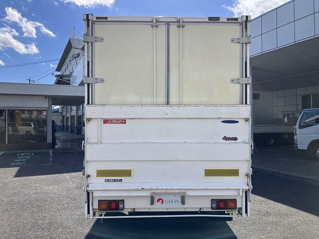 三菱ふそう キャンター 小型 バン PDG-FG84D(113916) 7枚目