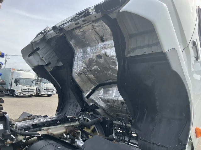 三菱ふそう ファイター 増トン 平ボディ（クレーン付） 2KG-FK62FZ(106806) 54枚目