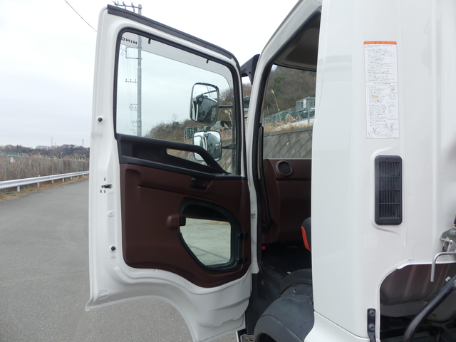 日野 レンジャー 中型 コンテナ専用車 2KG-FC2ABA(57318) 27枚目
