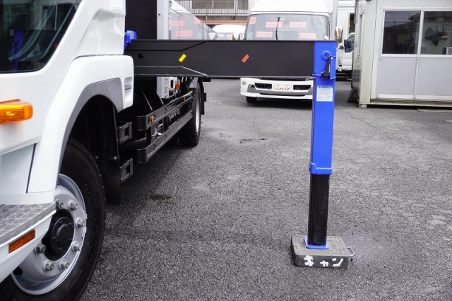 三菱ふそう ファイター 増トン 平ボディ（クレーン付） 2KG-FK62FZ(108217) 27枚目