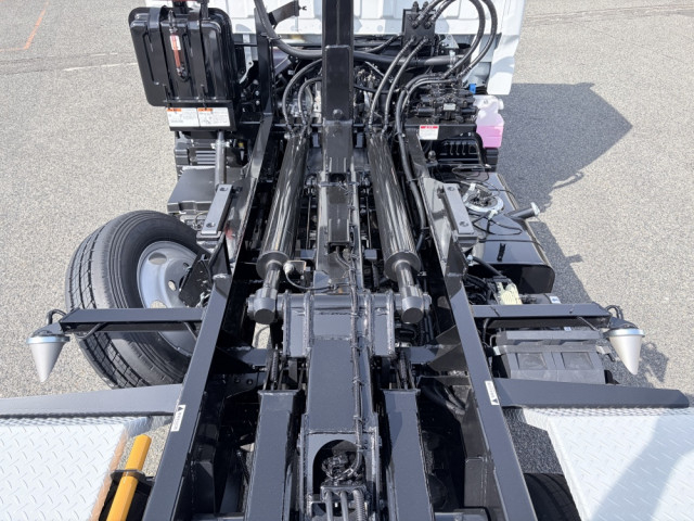 三菱ふそう キャンター 小型 コンテナ専用車 2RG-FBAV0(108663) 15枚目