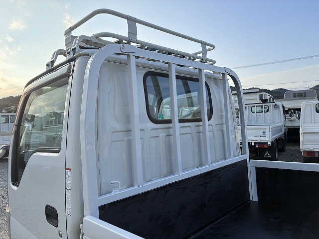 いすゞ エルフ 小型 平ボディ 2RG-NHR88A(113615) 16枚目