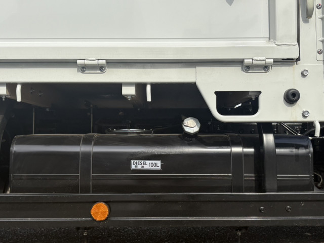 三菱ふそう キャンター 小型 平ボディ（クレーン付） 2RG-FEAV0(100939) 29枚目