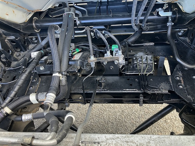 いすゞ エルフ 小型 平ボディ 2RG-NPR88AR(110982) 21枚目