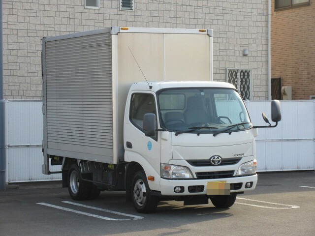 トヨタ ダイナ 小型 バン TKG-XZU605(10179) 2枚目