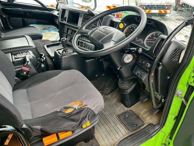 日野 プロフィア 大型 トラクタ LKG-SH1EDAG(109392) 18枚目