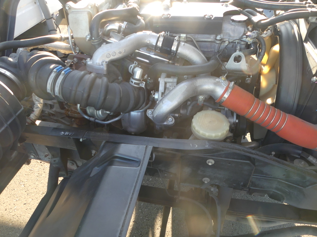 いすゞ フォワード 中型 冷蔵冷凍バン TKG-FRR90T2(54476) 67枚目