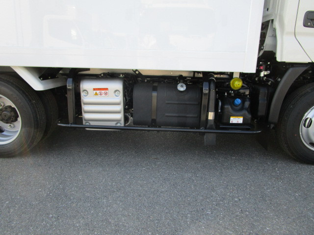 日野 デュトロ 小型 冷蔵冷凍バン 2WG-XZU606N(111646) 38枚目