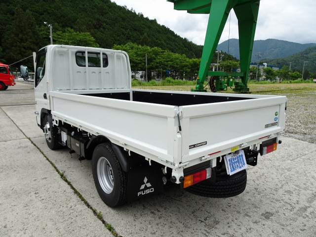 三菱ふそう キャンター 小型 平ボディ 2RG-FDA20(111861) 6枚目