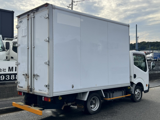 日産自動車 アトラス 小型 バン CBF-SQ2F24(111552) 3枚目
