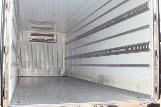 Mitsubishi Fuso fighter Middle Freezer box_body TKG-FK64F(11803) 8枚目