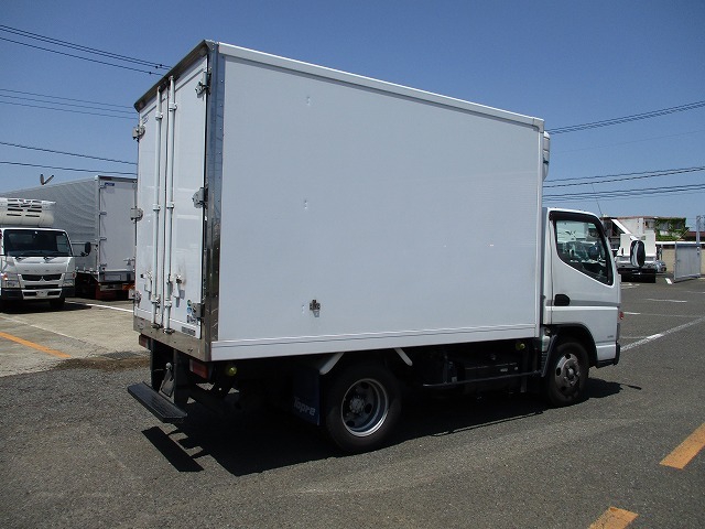 三菱ふそう キャンター 小型 冷蔵冷凍バン TKG-FBA50(10537) 3枚目