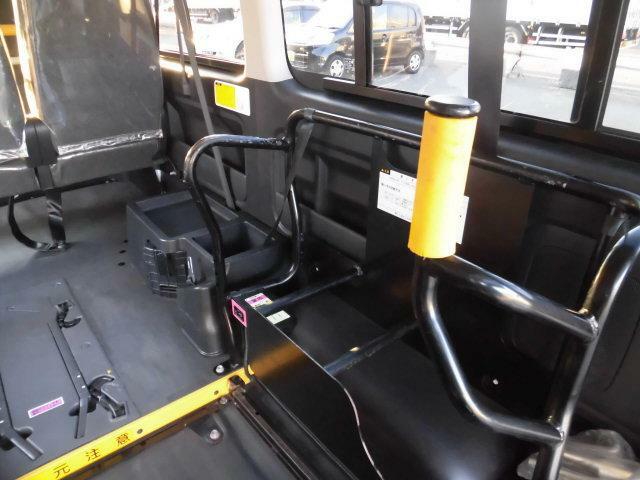 トヨタ ハイエース その他 その他 CBF-TRH200K(11392) 33枚目