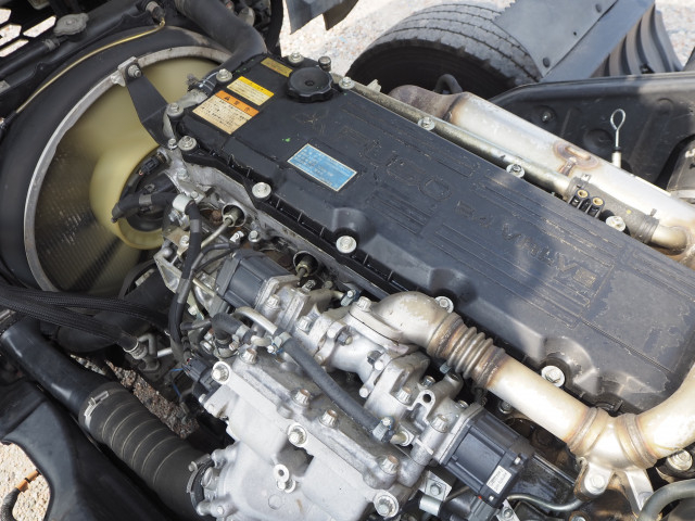 三菱ふそう ファイター 増トン 平ボディ（クレーン付） QKG-FK62FZ(110548) 33枚目