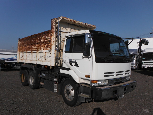 UDトラックス（日産） ビッグサム 大型 土砂ダンプ U-CD520HND(1110) 2枚目