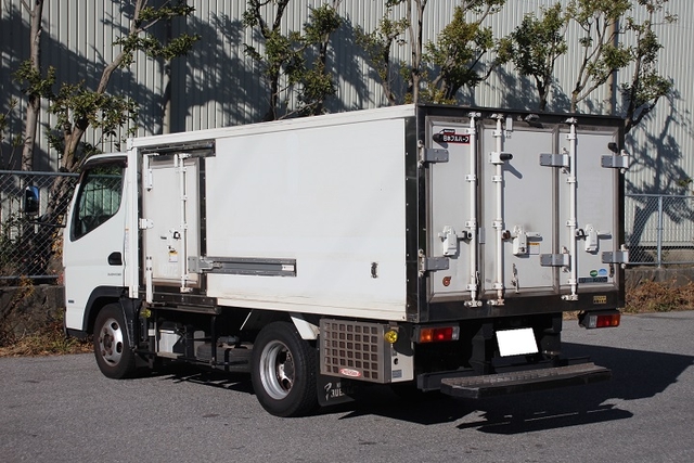 三菱ふそう キャンター 小型 冷蔵冷凍バン TPG-FBA20(77651) 4枚目
