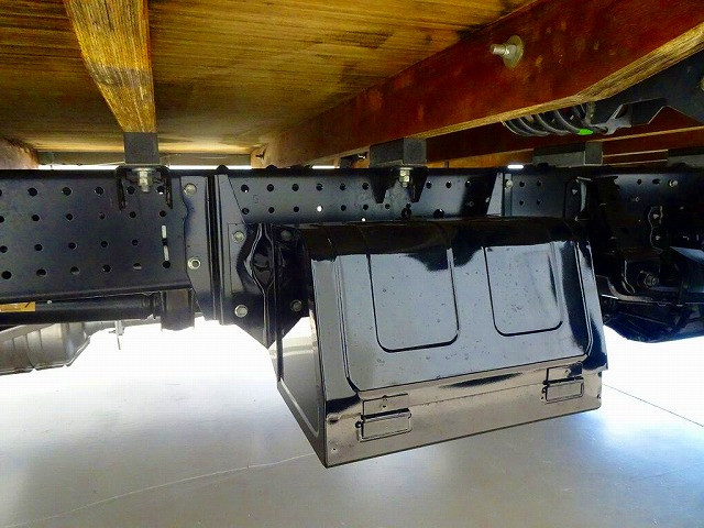 いすゞ エルフ 小型 平ボディ 2RG-NPR88AC(109701) 39枚目