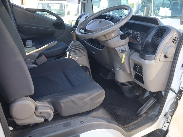 日産自動車 アトラス 小型 Wキャブ CBF-SQ2F24(109951) 30枚目