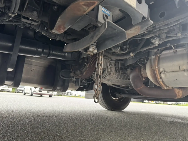 日野 プロフィア 大型 トラクタ QPG-SHEDDG(111420) 7枚目