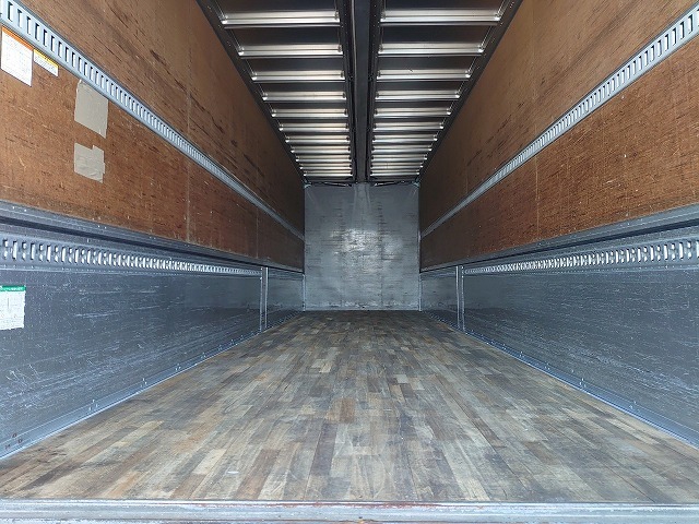 UDトラックス（日産） クオン 大型 ウィング LKG-CG5ZA(8945) 43枚目