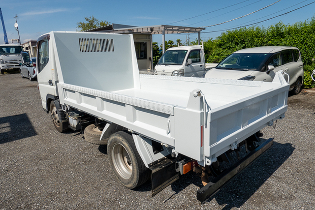 三菱ふそう キャンター 小型 土砂ダンプ TKG-FBA30(11143) 6枚目
