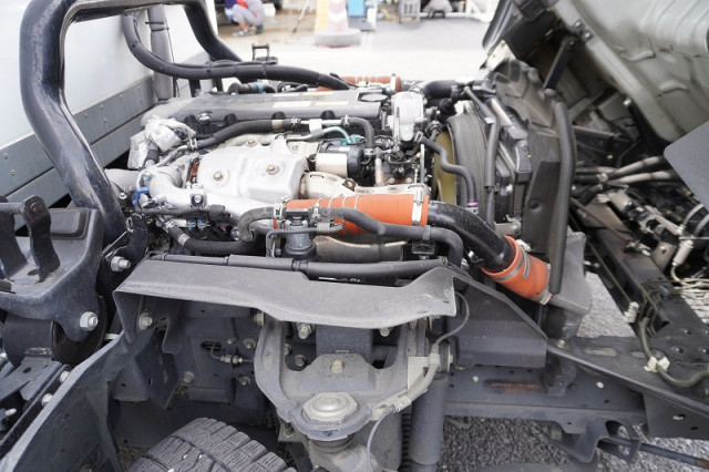 いすゞ エルフ 小型 冷蔵冷凍バン 2RG-NPR88AN(109685) 15枚目