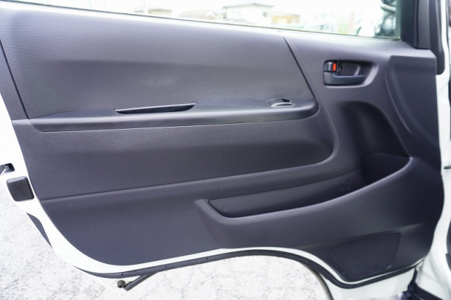 トヨタ ハイエース 小型 Translation missing: ja.item.body_keijou_enum.body_keijou_light_van CBF-TRH200K(110801) 42枚目