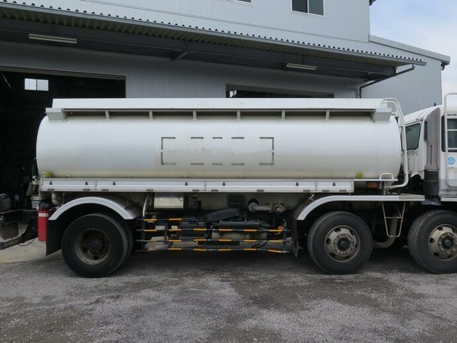 日野 プロフィア 大型 タンクローリー KL-GN2PPHA(11923) 9枚目