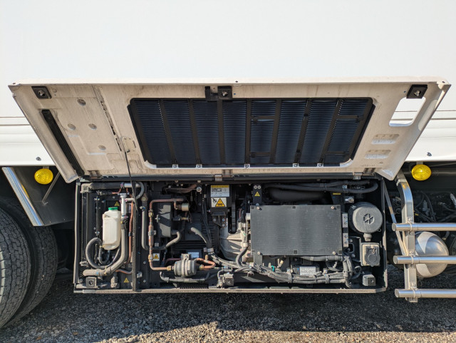 日野 プロフィア 大型 冷蔵冷凍バン 2DG-FW1AHC(113485) 42枚目