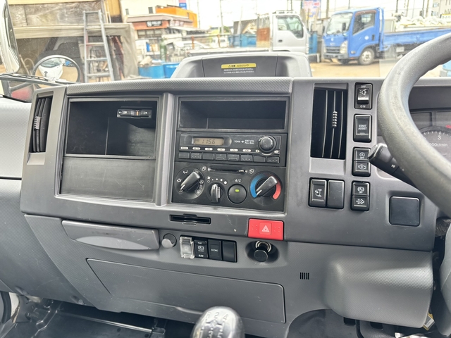 いすゞ エルフ 小型 バン 2RG-NLR88AN(107835) 49枚目