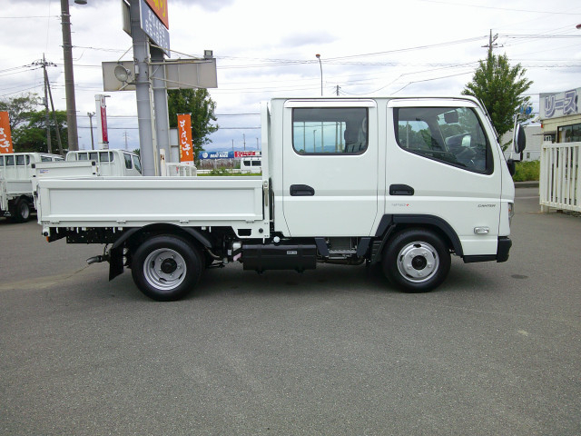 三菱ふそう キャンター 小型 Wキャブ 2RG-FBA20(106209) 4枚目